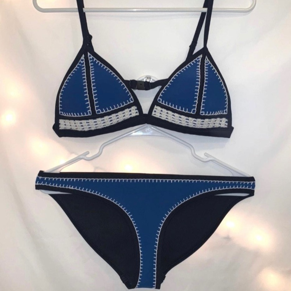 TRAINGL BIKINI
